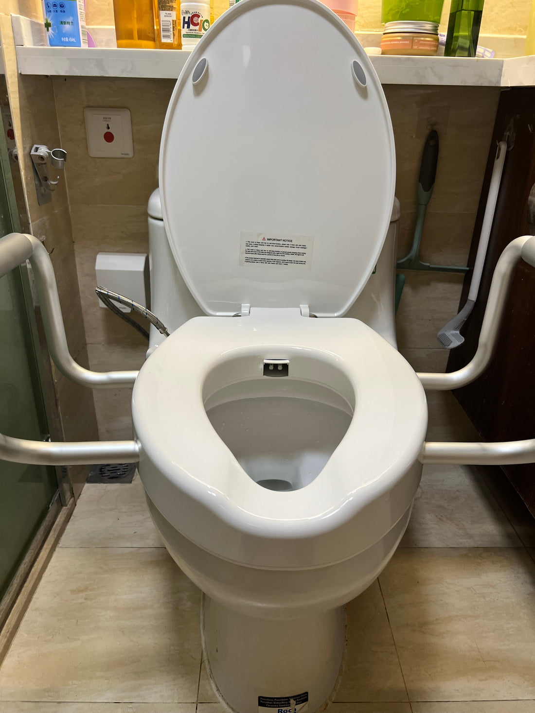 Best Toilet Safety Frame for Elderly (2026 Guide): What Actually Makes One Safe?