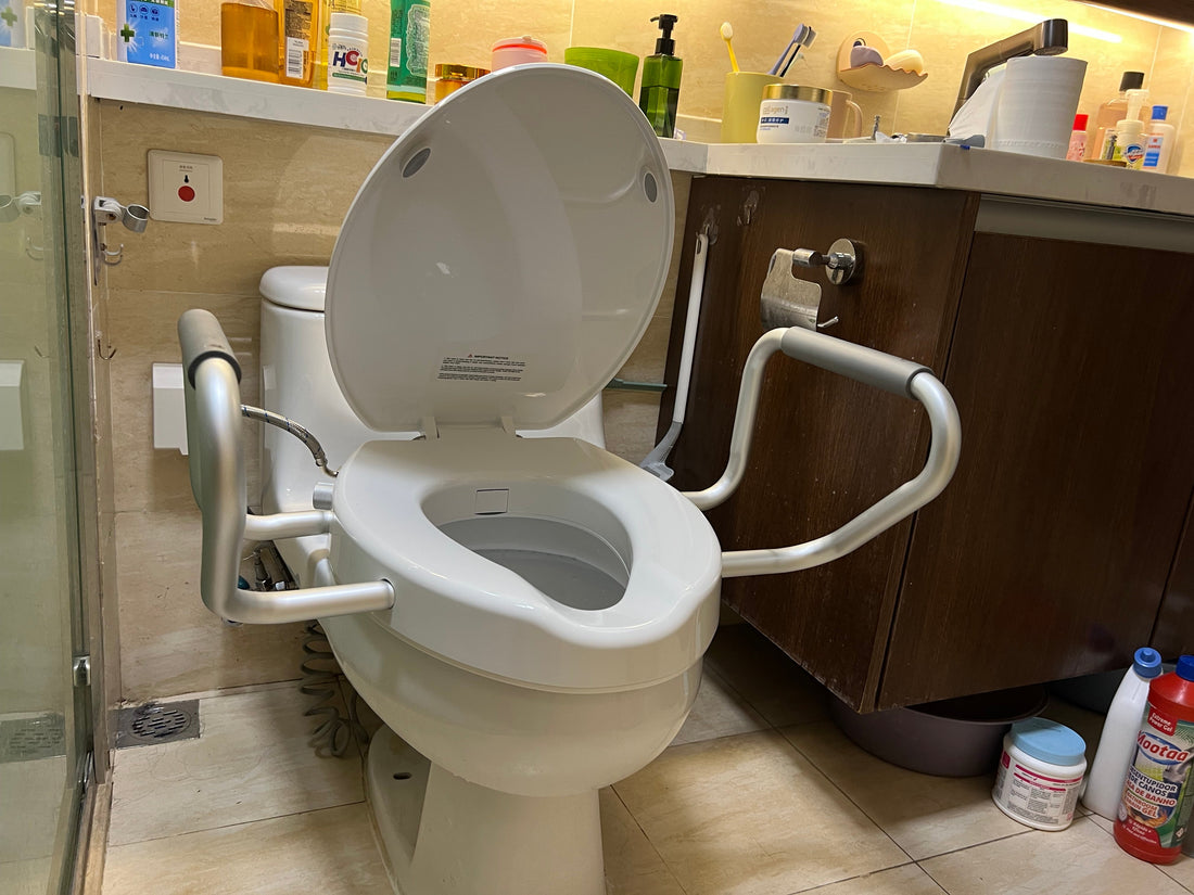 How to Prepare a Bathroom for an Older Parent Visiting Your Home